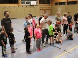 18-12-24-familiensportfest-volleyball-minis